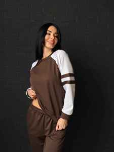 Survêtement pour femme gris anthracite et blanc color-block, sweat-shirt à col rond avec manches raglan rayées et poignets assortis - Product Image 4