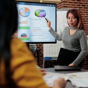 UNIVENTURE : Systèmes d'optimisation de présentations pour les concepteurs de présentations avancés et cadres de présentation visuelle ciblés pour la croissance - Product Image 4