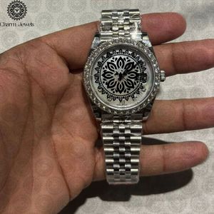 Reloj de Lujo para Hombre Charm Jewels, de Acero Inoxidable, Esfera Cuadrada, Mecánico Analógico de 40 mm, Luminoso, con Botón de Presión y Cierre Oculto, Correa Plateada - Product Image 1