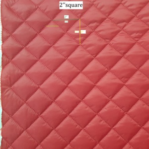 Patrón bordado de acolchado cuadrado de 6 ''de poliéster 100% de alta calidad respetuoso con el medio ambiente para 2-5 capas para hoteles - Product Image 5