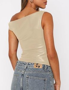 Top Corto de Piel Sintética para Mujer, Estilo Coreano, Fabricante OEM, Logotipo Personalizado, Sin Mangas, a la Moda - Product Image 2