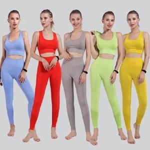 Ensemble de yoga pour femmes, haut court à dégradé de couleurs, leggings taille haute longueur intégrale, tenue de sport 2 pièces, extensible et sans coutures - Product Image 5