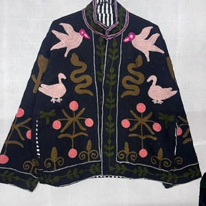 Chaqueta de lana vintage bordada a mano con estampado animal, cuello mandarín, corte holgado, manga larga, abrigo de invierno ecológico - Product Image 4