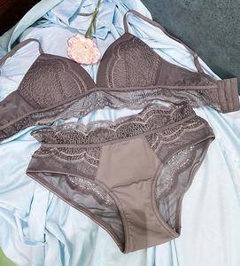 Ensemble de sous-vêtements de sport brodés pour femmes grandes tailles, soutien-gorge sans couture sans armatures, confortable, style floral français, lingerie unie avec logo - Product Image 2