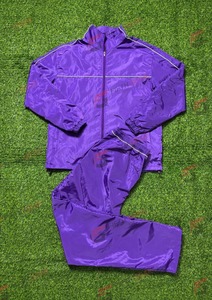 Ensemble de survêtement deux pièces personnalisé pour homme, blanc et noir, décontracté, en polyester satiné, séchage rapide, pour le printemps - Product Image 4