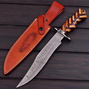 Couteau Bowie en acier Damas fait main, manche en bois avec étui en cuir, lame de chasse et de survie, couteau d'extérieur, couteau personnalisé - Product Image 4