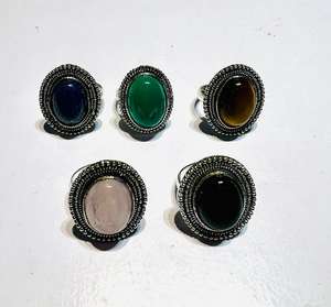 Bagues unisexes tendance en laiton plaqué argent avec pierres précieuses vintage : Labradorite, Œil de tigre, Onyx, Pierre de lune, Quartz rose - Product Image 4