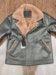 Blousons universitaires pour femmes personnalisables style fourrure, nouveau design à fermeture éclair, en cuir véritable, coupe-vent, chauffants - Product Image 2