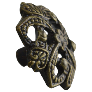 Bouton de meuble vintage coloré, idéal pour la décoration intérieure et hôtelière, poignée de tiroir en fer forgé, boutons faits à la main, peints en rouge - Product Image 5