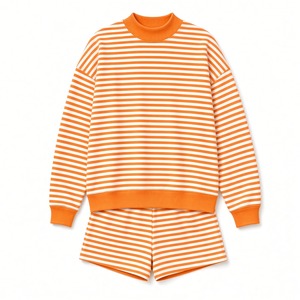 Ensemble décontracté deux pièces pour femme : sweat-shirt rayé à manches longues et short assorti coupe décontractée, col montant, design pull-over, tendance au quotidien - Product Image 6