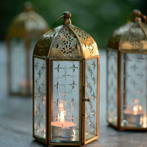 Handcrafted Decorative Metal <b>Lantern</b> For Indoor Outdoor Use With Candle Holder For Festive And Event Decoration - Product Image 1