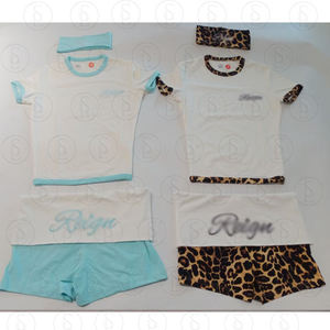 Conjunto Deportivo de Invierno para Mujer Y2K 2026, Logotipo Personalizado, Poliéster de Alta Calidad, Manga Corta, 3 Piezas - Product Image 4