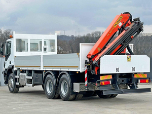 รถบรรทุกหนักดีเซล ยี่ห้อ Trakker 360 8x4 ปี 2024 มือสอง มาตรฐานไอเสียยูโร 6 เกียร์อัตโนมัติ ขับเคลื่อนล้อหลัง พร้อมกล้องมองหลัง - Product Image 6