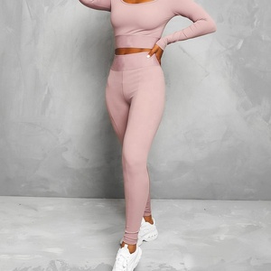 Conjuntos de Yoga de entrenamiento informal para mujer de alta calidad 2024, cintura media, seda, sin costuras, ropa de gimnasio, pantalones de Yoga estampados con Logo de talla grande - Product Image 3