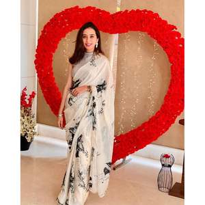 DISEÑADOR GEORGETTE IMPRESO PERLA LACE TRABAJO SAREE CON BLUSA SIN COSTAR BLANCO - Product Image 1