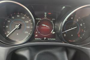 J-a-g-u-a-r X-E 35t R-S-p-o-r-t 2017 - Product Image 6