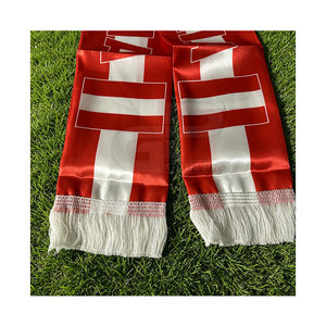 Bufanda de Fútbol Moderna con Tela Resistente, Tacto Suave y Aspecto Vibrante para Aficionados y Amantes del Deporte - Product Image 6