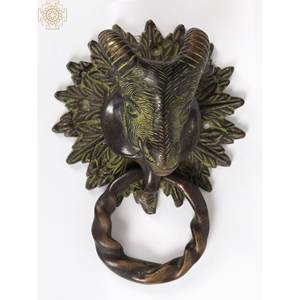 Aldaba de puerta de cabra de latón de 6 pulgadas hecho a mano, artículo de decoración del hogar hecho en India, trabajo artesanal - Product Image 1