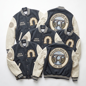 Chaqueta Bomber Varsity de Lana con Mangas de Cuero y Bordado de Puente Harbor Bascule, Parche Contrapeso, Color Granate - Proveedor de Ropa - Product Image 5