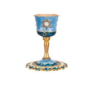 Hermoso Juego de Copas Kiddush con Diseño Floral y Plato a Juego, Diseño Tradicional, Copa de Vino de 7 oz para Shabbat y Seder, 5.5 pulgadas - Product Image 3