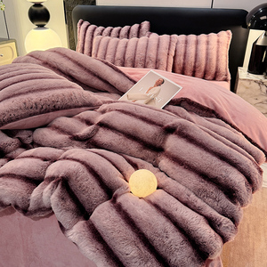 Parure de lit quatre pièces hiver épaissie, drap imprimé de qualité avec housse de couette double face en peluche chaude, design moderne toutes saisons - Product Image 1