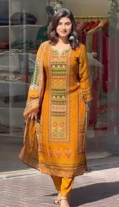 Superbe robe Sharara Salwar Kameez pakistanaise en tissu de soie Georgette lourde bicolore, dernières créations de designers, pour mariage et fête - Product Image 2