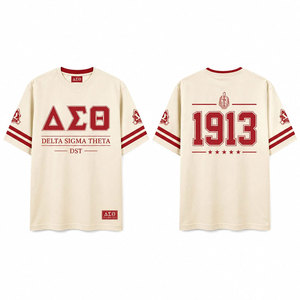 T-shirt décontracté à manches courtes rouge Delta Sigma Theta DST 1913 pour homme, col rond, en jersey de coton avec bordure contrastante et imprimé lettres - Product Image 1