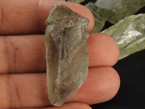 Bâtons bruts de cristal d'améthyste verte naturelle, point de guérison minérale, 30-40 mm, certifié par un tiers, PMEGEMSBEADS RC1 - Product Image 2