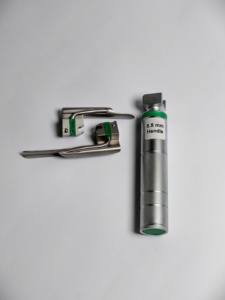VITRA F.O. Lames de laryngoscope Miller 0 - 2 et poignée |   Laryngoscopes pédiatriques en acier inoxydable de qualité médicale |   CERTIFIÉ CE - Product Image 2