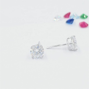 Pendientes de Botón de Moissanita con Cuatro Puntas, Forma Clásica, 1 Quilate, Chapados en Rodio Plateado, 4 Capas de Chapado en Oro de Calidad, para Aniversario de Mujer - Product Image 3