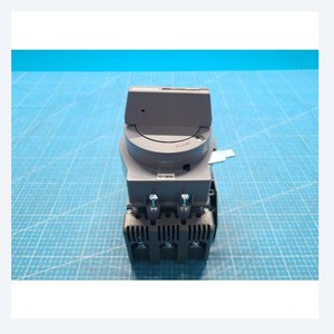 Interruptor Automático de Caja Moldeada LS ELECTRIC ABN103C 100AF 3P ABN103c-3P-100A + N-30b Usado Como Equipo Semiconductores Legacy - Product Image 4