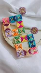 Pendientes de Moda Hechos a Mano con Bordado Floral y Cuentas, Joyería de Diseño Único para Uso Casual y Festivo - Product Image 5