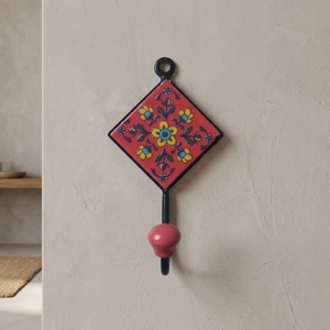 Crochet mural en métal à motif floral, design carreaux de céramique rouges, style rétro, crochet simple pour vêtements - Product Image 3