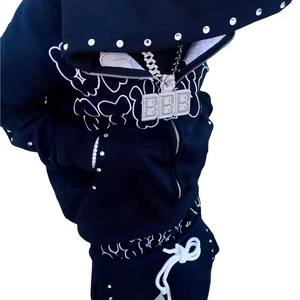 Ensemble de survêtement streetwear personnalisé délavé à l'acide, style vintage, avec sweat à capuche et pantalon de survêtement patchwork vieilli pour homme - Product Image 3