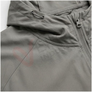 Conjunto Deportivo Gris para Hombre, Manga Larga, con Capucha, Cierre Frontal, Color Sólido, Corte Regular, Informal, para Otoño, Impermeable, de Poliéster - Product Image 4