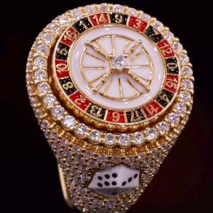 Bague de Luxe pour Homme, Style Casino Hip Hop, avec Roue de Roulette en Argent Entièrement Sertie de Moissanite, Détail Dés et Finition Diamantée - Product Image 1