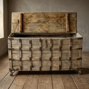 Vintage Heritage Reclaimed Acacia <b>Wood</b> <b>Storage</b> Trunk <b>Chest</b> Box Coffee Table with Metal Fittings Bleached Finish for Home Decor - Product Image 6