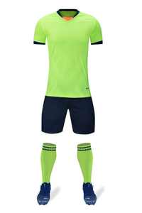 ผลิตชุดเสื้อฟุตบอลแบบคลาสสิค ผ้าโพลีเอสเตอร์ พิมพ์ลายแบบซับลิเมชั่น ชุดฟุตบอลซับลิเมชั่น ชุดฝึกซ้อมฟุตบอล - Product Image 6