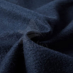 เสื้อแจ็คเก็ตวาร์ซิตี้สำหรับผู้หญิง ฤดูหนาว ราคาถูก มีกระเป๋าหน้า เสื้อแจ็คเก็ตวาร์ซิตี้น้ำหนักเบาแบบกำหนดเองสำหรับฤดูหนาว - Product Image 6