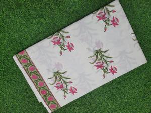 Tela de Algodón 100% Transpirable con Estampado Mugal Butta, Material Ligero para Confección de Vestidos, Tela Suave para Coser Vestidos de Mujer y Niña - Product Image 4