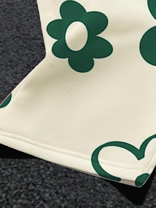 Nuevos Pantalones Deportivos de Forro Polar con Parches Bordados Personalizados OEM, Pantalones Blancos de Alta Calidad, Estilo Hip Hop - Product Image 3