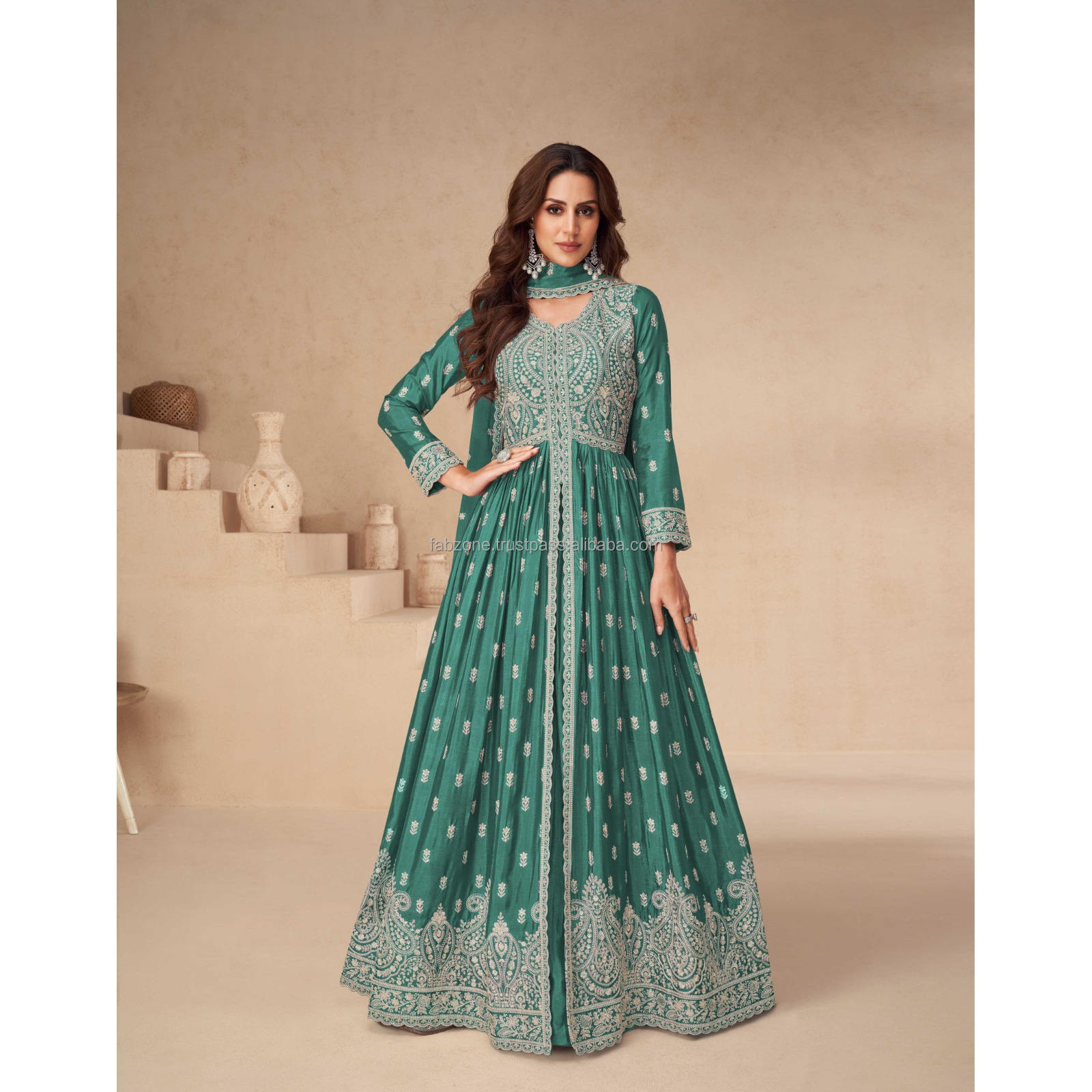 Elegant Indo-Western Dresses Pakistani Party Wear 2025