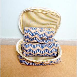 กระเป๋าซิปผ้าฝ้ายแท้ 100% ลายทาง ทำด้วยมือ สำหรับใช้ในชีวิตประจำวัน การเดินทาง และจัดเก็บเครื่องสำอาง - ชุด 3 ใบ - Product Image 4