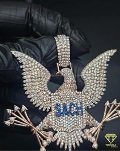 Pendentif Triple Croix Iced Out avec Diamants Moissanite VVS en Argent Sterling 925, Bijoux Hip Hop de Luxe par Trisha Jewels - Product Image 4