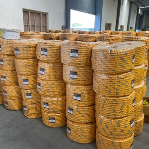 เชือกมานิลาถัก 3 เส้น สำหรับผูกเรือ สีขาวและสีน้ำเงิน ทนทาน เป็นมิตรกับสิ่งแวดล้อม ป้องกันรังสียูวี จากกูร์เจียต ประเทศอินเดีย - Product Image 1