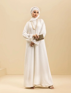 Ensemble Abaya pour femmes musulmanes, en fibre de polyester, avec voile blanc en tissu fantaisie, manches longues, devant ouvert, longueur au sol, coupe droite, style saoudien modeste - Product Image 4