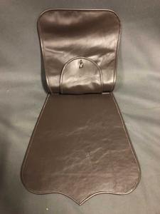 Ceci est une sabretache britannique de l'époque victorienne, probablement destinée à un bureau du 4e Royal Irish Dragoon. - Product Image 5