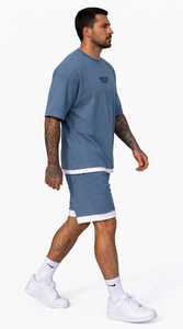 ONETEN APPAREL Conjunto de Dos Piezas para Hombre, Camiseta de Manga Corta con Cuello Redondo Azul Grisáceo y Pantalones Cortos con Ribete en Contraste - Product Image 2