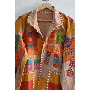 Chaqueta Vintage Khambadiya con Diseño de Elefante Bordado en Algodón, Abrigo Étnico Bohemio Hecho a Mano para Mujer - Product Image 3