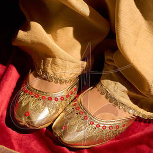 Zapatos Khussa para Mujer, Antideslizantes, Parte Superior de Cuero Sintético, Suela Antideslizante, Colores y Tallas Personalizables, Venta Directa de Fábrica desde Pakistán - Product Image 5